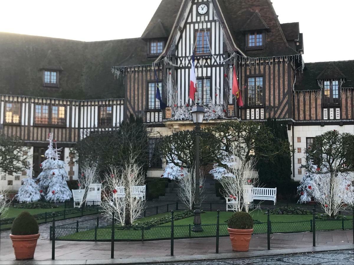 Le Royal Apartman Deauville Kültér fotó