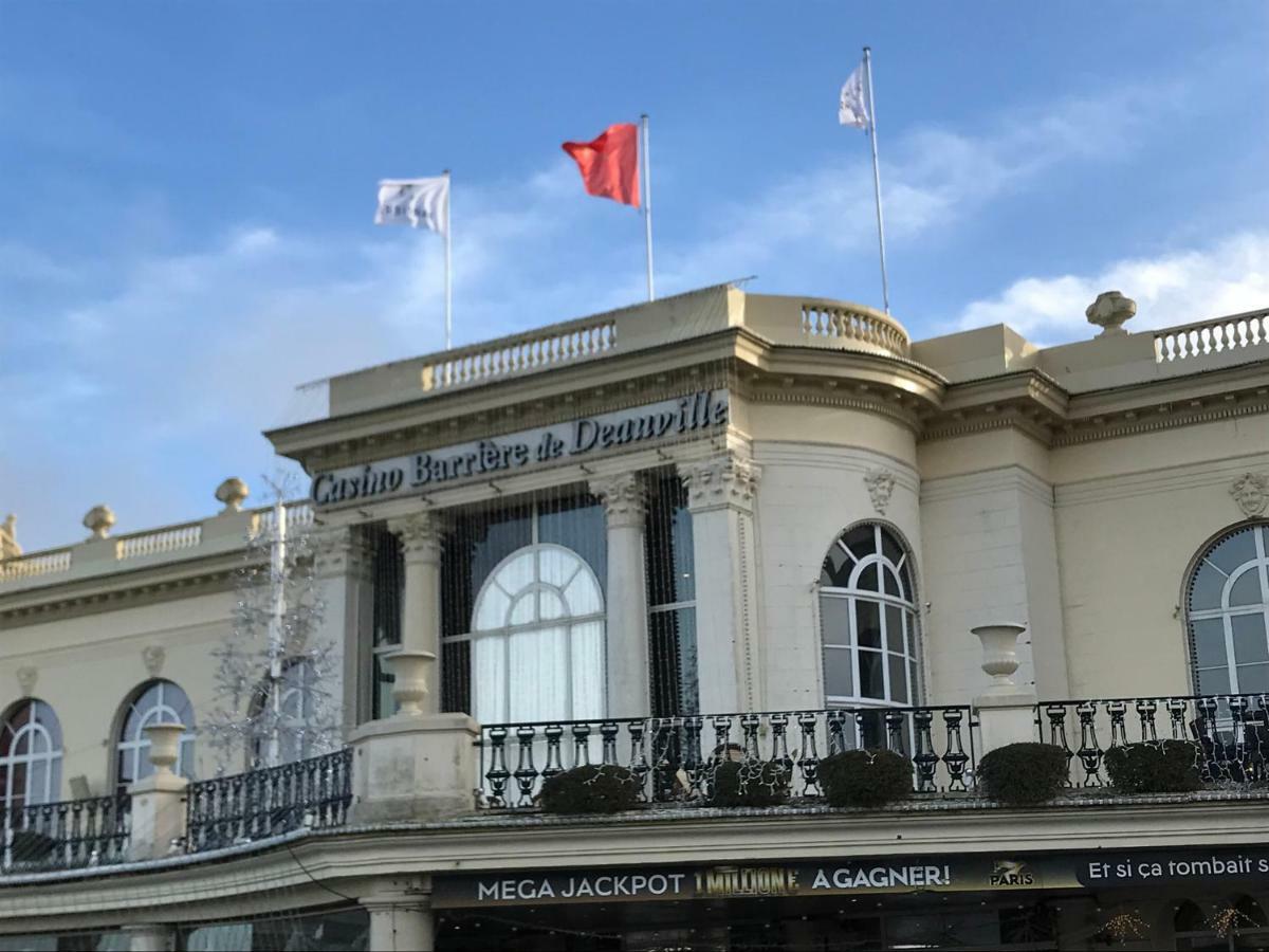 Le Royal Apartman Deauville Kültér fotó
